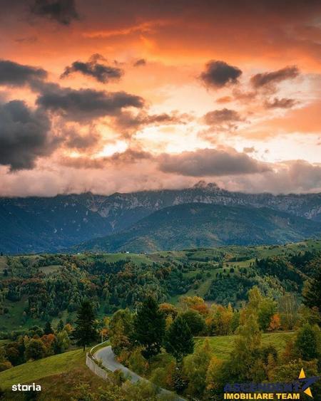 Resedinta pensiune, cu 1.000 mp teren, Pestera, Brasov - 1