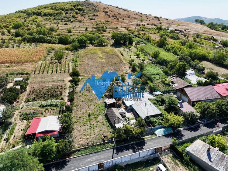 Casa cu teren in Telita - 3549MP - zona foarte frumoasa Casa cu teren in Telita - 3549MP - zona foarte frumoasa