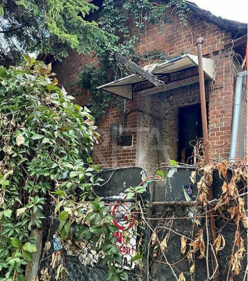 Casa + Curte 1 Mai - 30