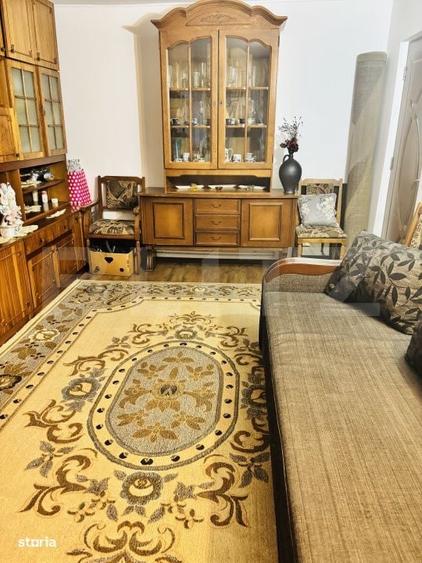 Apartament cu 4 camere decomandat în Paltin
