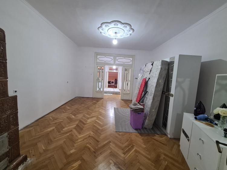 Casa zona centrala Adjud - renovata si mobilata - 3