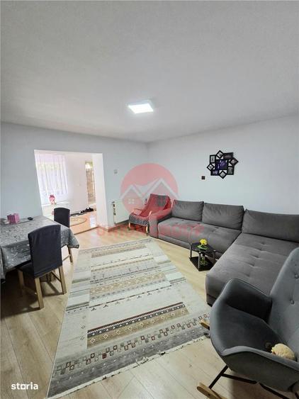 Casă cu 4 camere în Central
