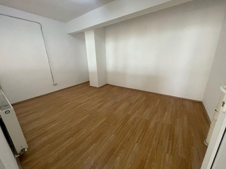 Inchiriere spatiu depozitare si birouri direct de la proprietar, comision 0 - 7