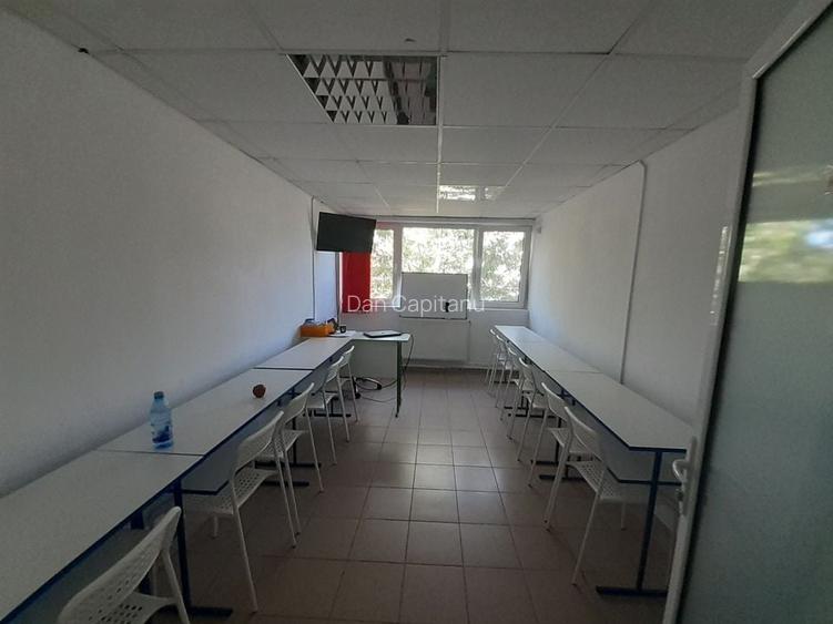 Zona Nicolae Grigorescu - spatiu birouri, 7 camere si 2 grupuri sanitare Zona Nicolae Grigorescu - spatiu birouri, 7 camere si 2 grupuri sanitare
