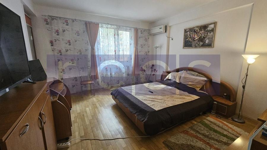 DE VANZARE STUDIO 52 MP | DECOMANDATA | PARCARE - 2