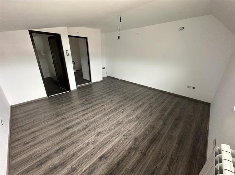 Apartament tip Penthouse zona Brailei , 115mp utili , etaj 6/6 lift - 11