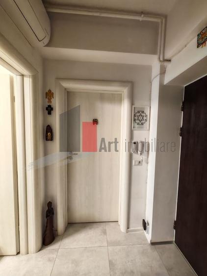 Apartament cu 2 camere de vanzare -Pacii-cu centrala - 17