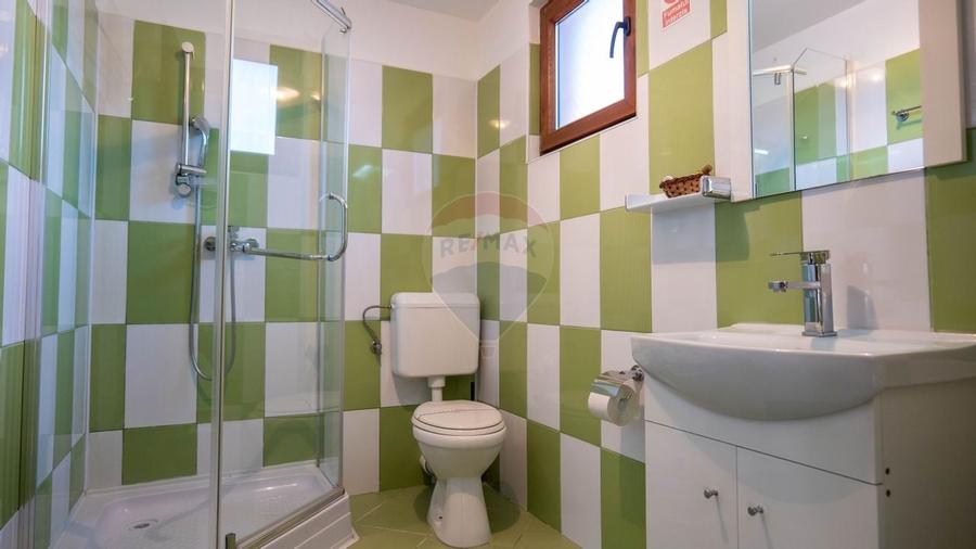 Oferta - vanzare pensiune 10 camere si casa de vacanta, Slanic Prahova - 12