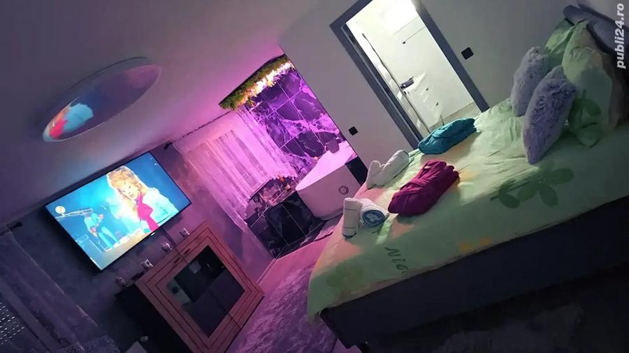 Camera regim hotelier cu jacuzzi in vila parcare privata. Se inchiriaza tot nivelul de jos 80m - 1