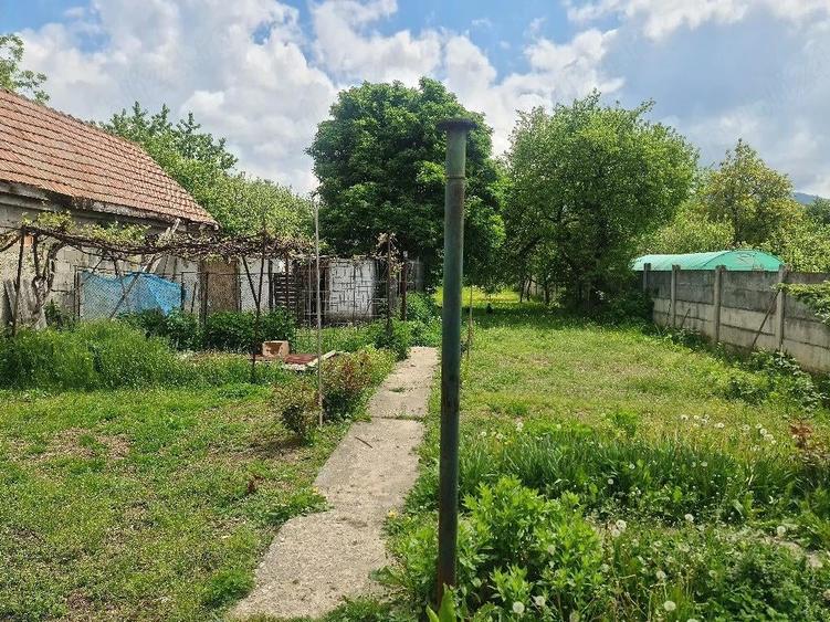 Proprietar vand casa cu teren 900 mp in Ra?nov zona lini?tita ideal locuin?a, casa de vacan?a sa - 8