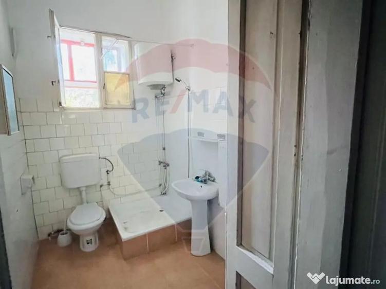 Casa cu 3 camere pe strada Eminescu - 8