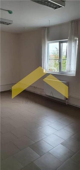 De vanzare doua hale pe un teren imprejmuit 9000 mp zona Gai - 18