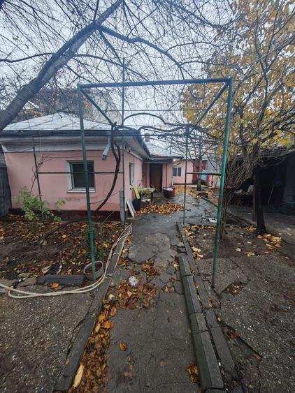 Vand casa zona Salaj sector 5 - 5