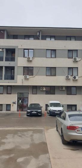 Particular inchiriez garsoniera Militari rezidence bloc nou - 5