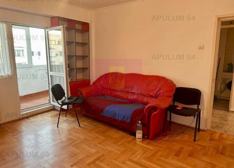 Apartament cu 3 camere decomandat în Sebastian
