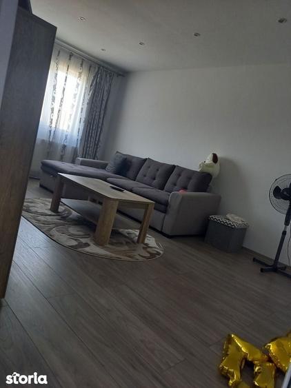 inchiriez apartament cu 3 camere, Mioveni, Robea langa Primarie - 8
