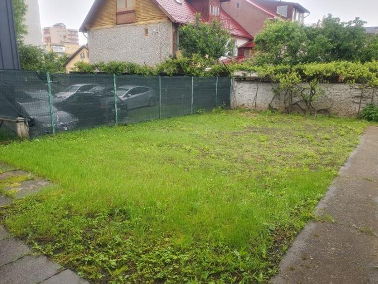 Casă + teren generos, cartierul Florilor, ideală locuință sau investiție - 5