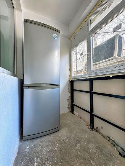 Titan - Costin Georgian Metrou 3 minute Garsoniera renovata Comision 0 - 10