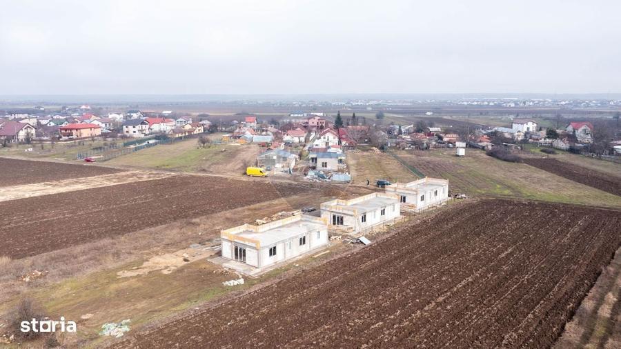 Case noi de vanzare in Sabareni 3 camere, eficienta si confort modern - 9