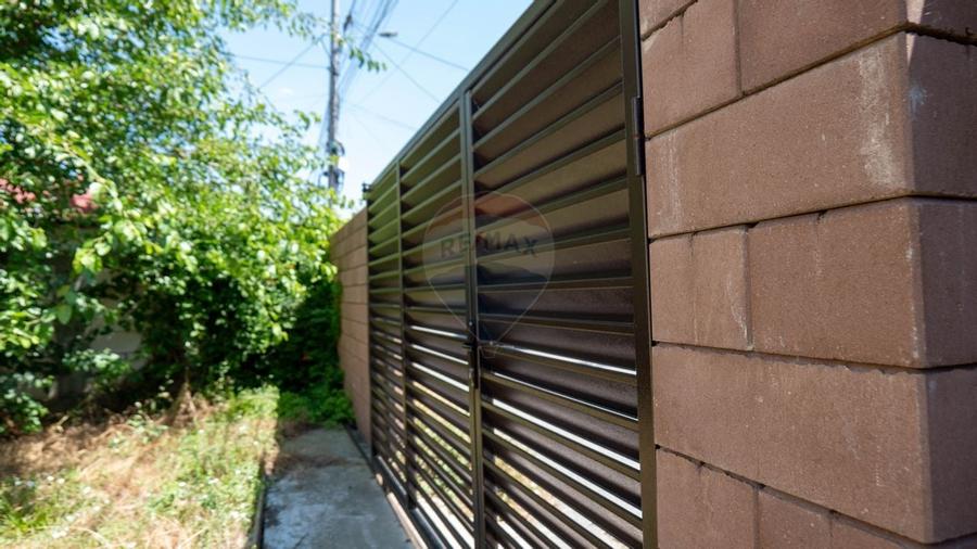 Vanzare vilă cu 5 camere Parter+Etaj, str. Magnoliei - Pantelimon - 23