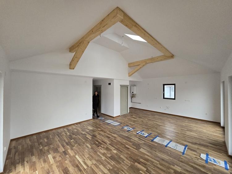 Casa la cheie 130mp 4 camere,2 băi,700mp teren,Livezeni - 18