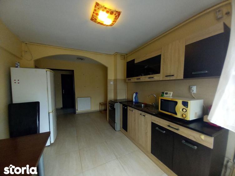 V. Tepes - intersectie cu Basarab, apartament 3 camere!! - 6