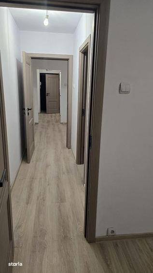 Vand apartament 4 camere,Dacia,et.3 - 4