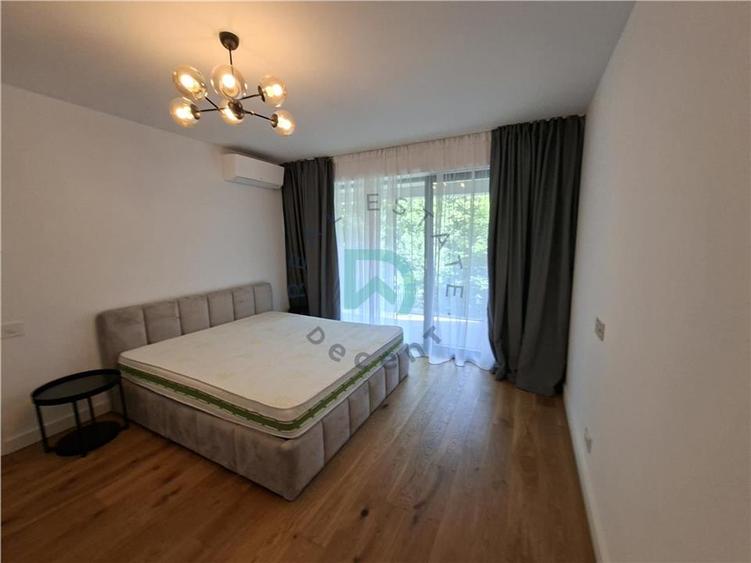 Apartament cu 3 camere decomandat în Drumul Poienii