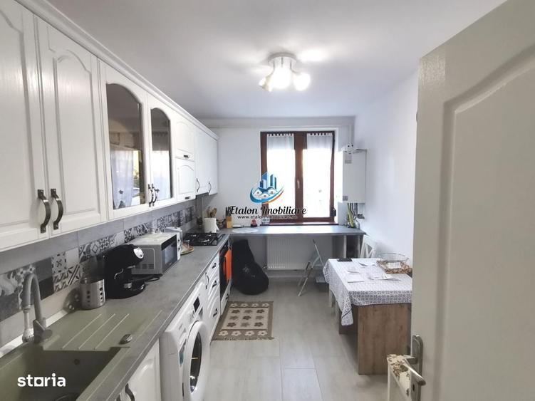 Apartament cu 2 camere decomandat în Sărata