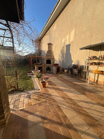 Vanzare Casa/Villa 6 camere 3 bai 3 wc -uri Dobroiesti 0% Comision - 9