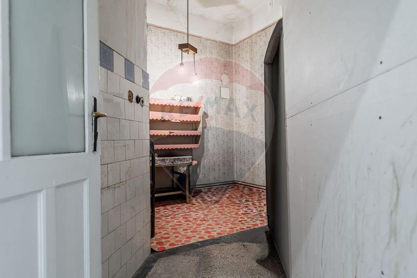 Apartament 4 camere ultracentral de vanzare in Arad - 17