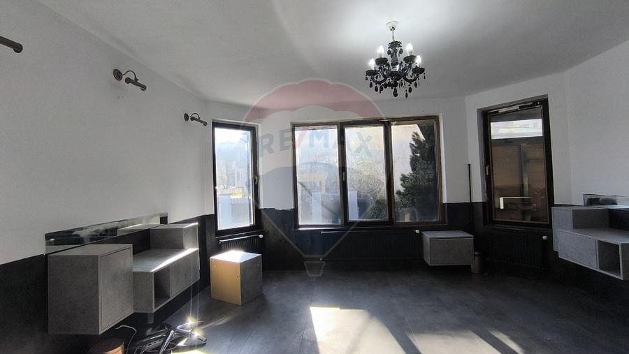 Spațiu comercial de închiriat - 2