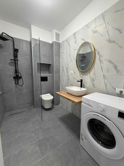 Inchiriez Apartament 3 Camere zona SOUTH SIDE ,termen lung - 15