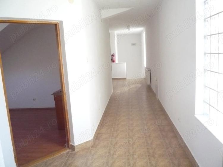 Vand Cladire Birouri Central, SC1022 mp , Sp+P+E+M, , teren 1290 mp, gaz, (inc oras ), str linistita - 10