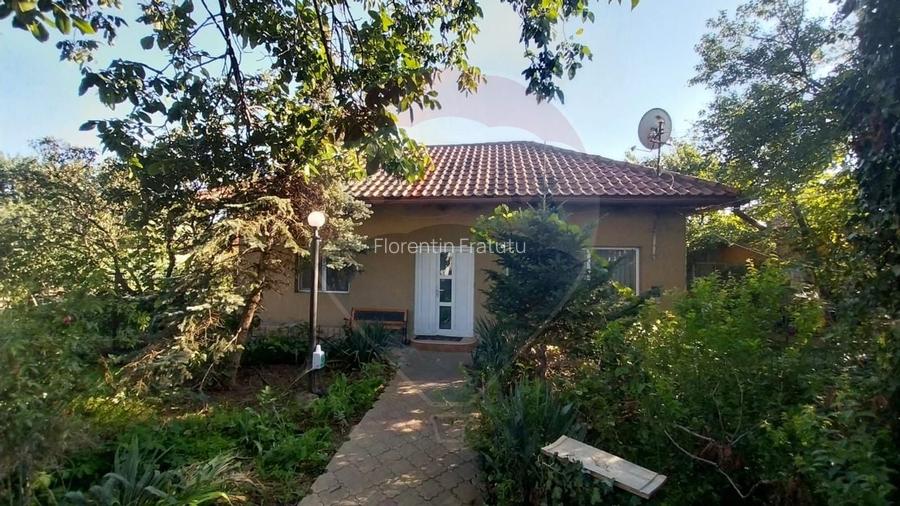 Casa de vanzare din caramida -Valul lui Traian