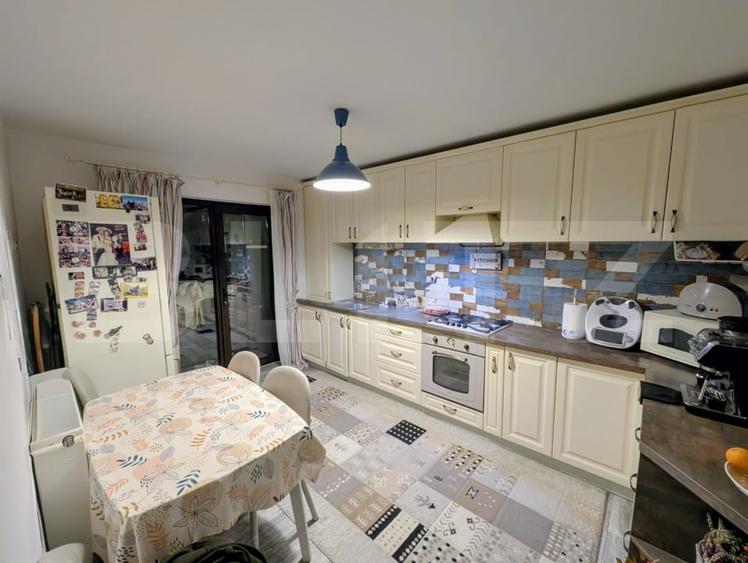 Eleganta si functionalitate: Casa P+M de vanzare in Lunca Cetatuii - 6