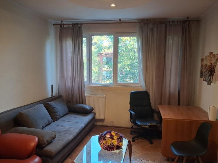 Grivitei, 1 Mai, Gara de Nord - 10