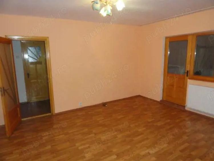 Apartament 2 camere semidecomandat 2 4 Dorobanti 1 - 5
