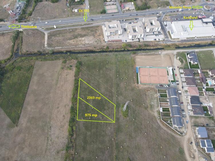 Teren de servicii + Zonă Verde – Locație buna- Comision 0% - 1
