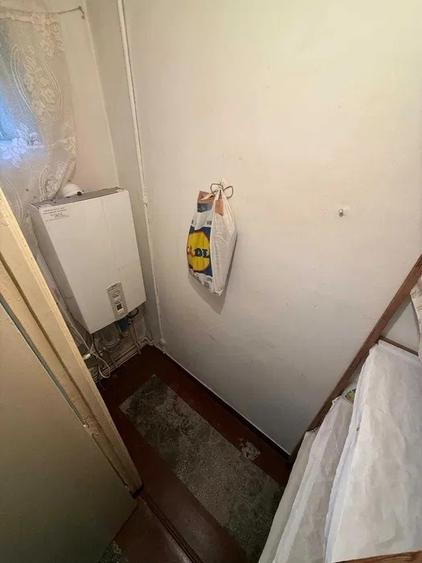 Apartament cu 2 camere, etajul 2/4, zona Podu Ros - 5