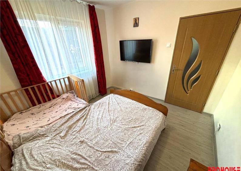 Zona Miron Costin - apartament 3 camere - etajul 2 - 8