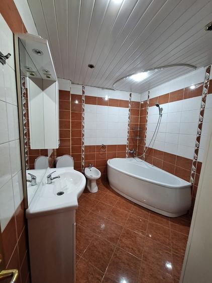 Apartament cu 2 camere decomandat de inchiriat in Sibiu zona Strand - 6