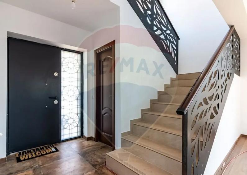 Vanzare Casa 4 camere, stil mediteranean,Domnesti - 14