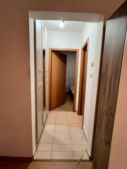 Bdul. Tineretului, vis - a- vis de Park, Apartament 2 camere. - 1