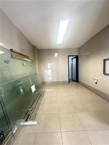 Spatiu Comercial Eforie Nord 160 mp, Situat in Zona Foarte buna, Trafic Intens, - 1