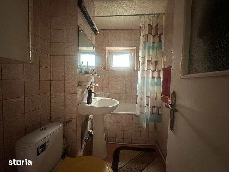 Apartament 2 camere, et1 , zona centrala - 1