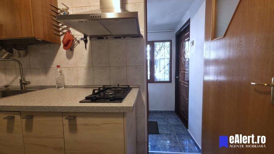 Casă de vânzare, Vatra Luminoasă, zona Str. Victor Manu, sector 2, Bucuresti - 21
