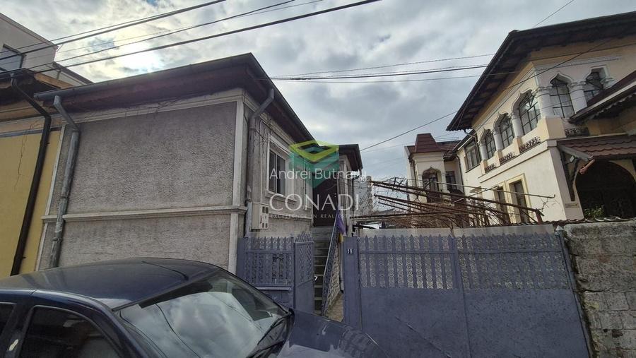 Teren + Casa de vanzare - zona Uranus - 355 mp