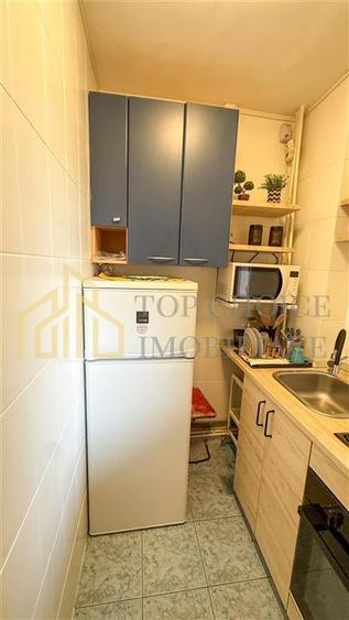 GARSONIERA BLOC 1979 - PIATA VICTORIEI - TITULESCU - NEGOCIABIL - 23