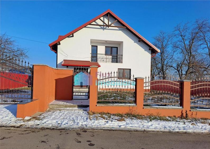 Vila spatioasa in Liteni Moara - 1